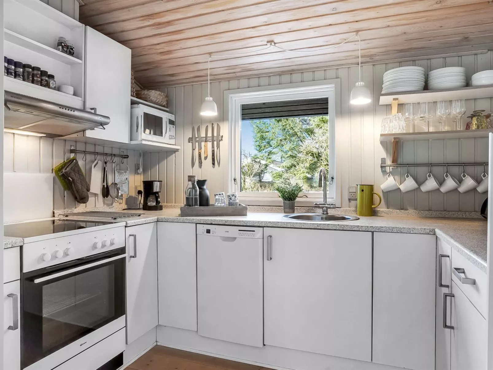 "Apsolon" - 600m from the sea-Binnen