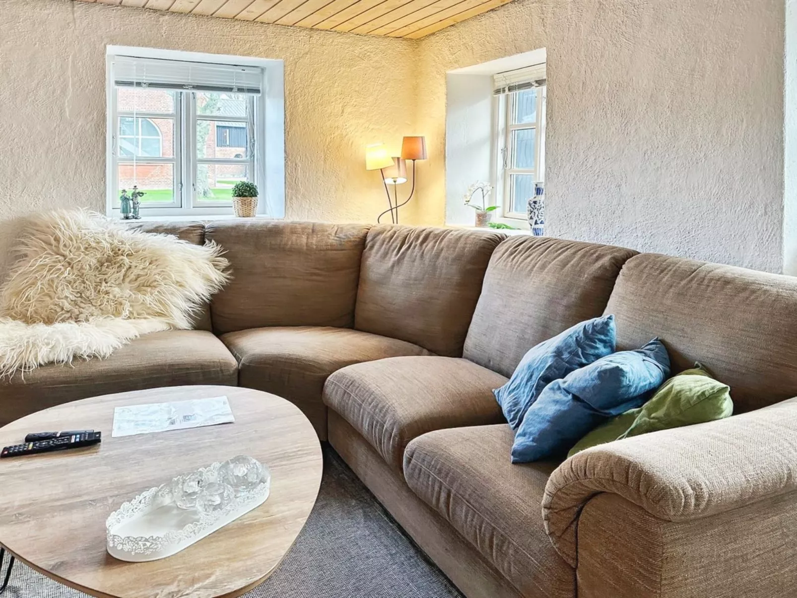 "Maelle" - 25km from the sea-Binnen