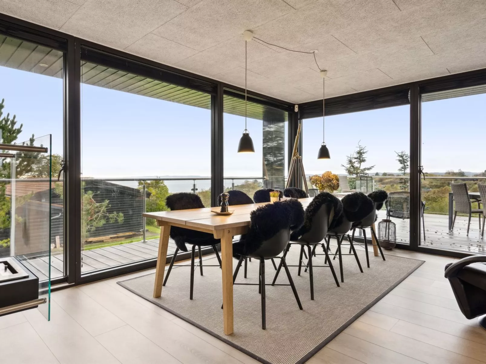 "Iarund" - 600m from the sea-Binnen