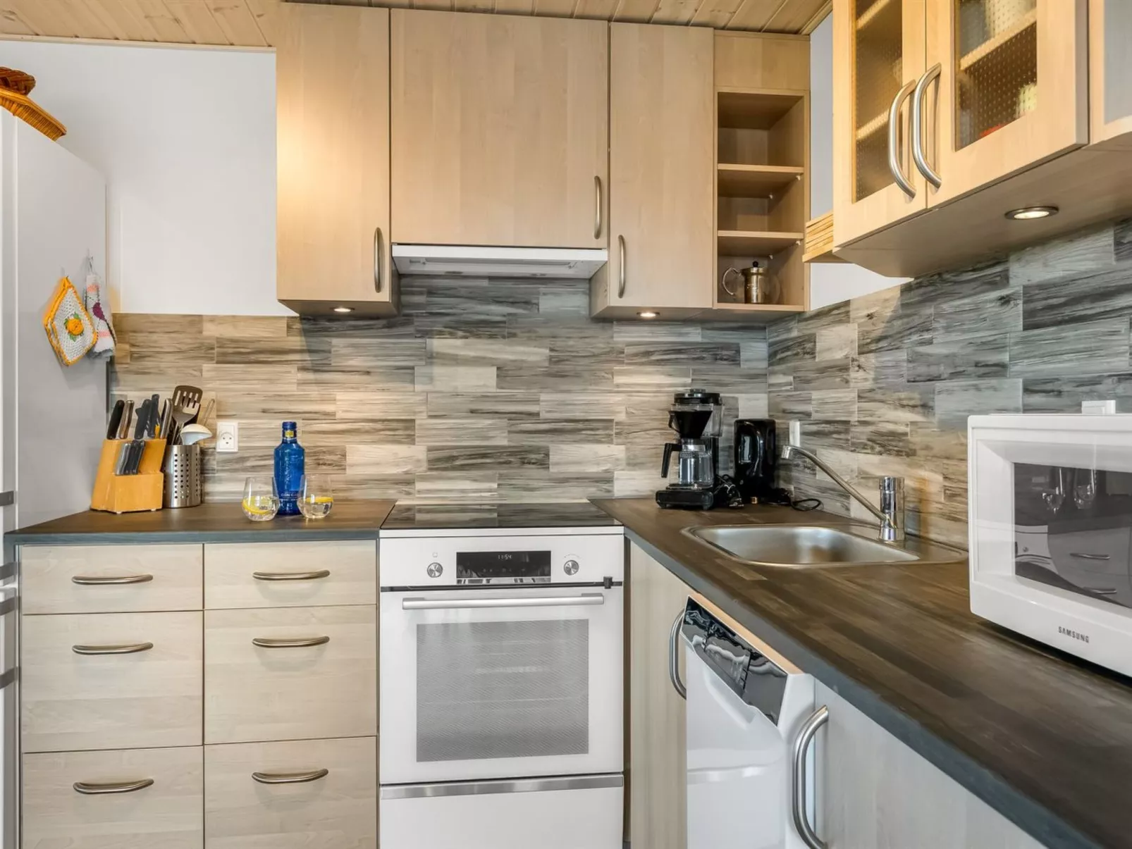 "Signhild" -  from the sea-Binnen