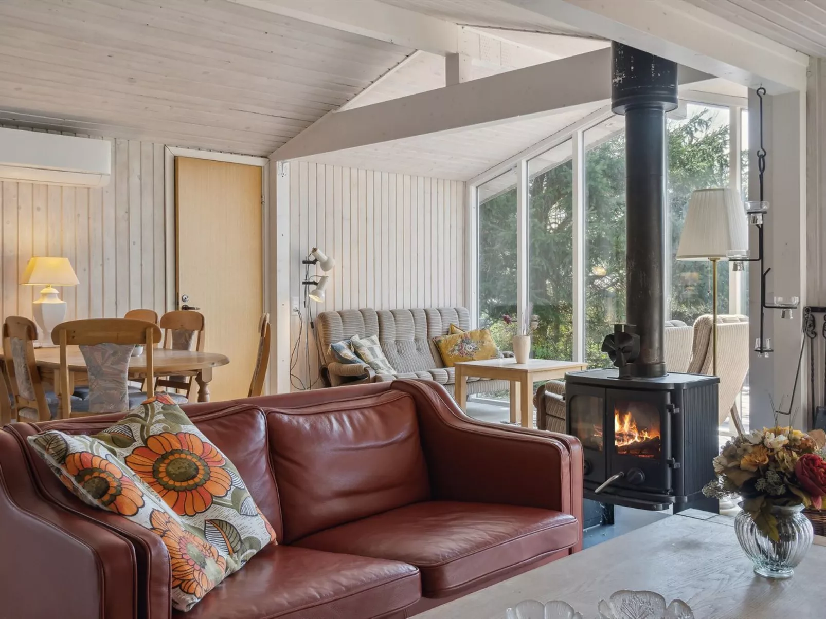 "Gisella" - 200m from the sea-Binnen