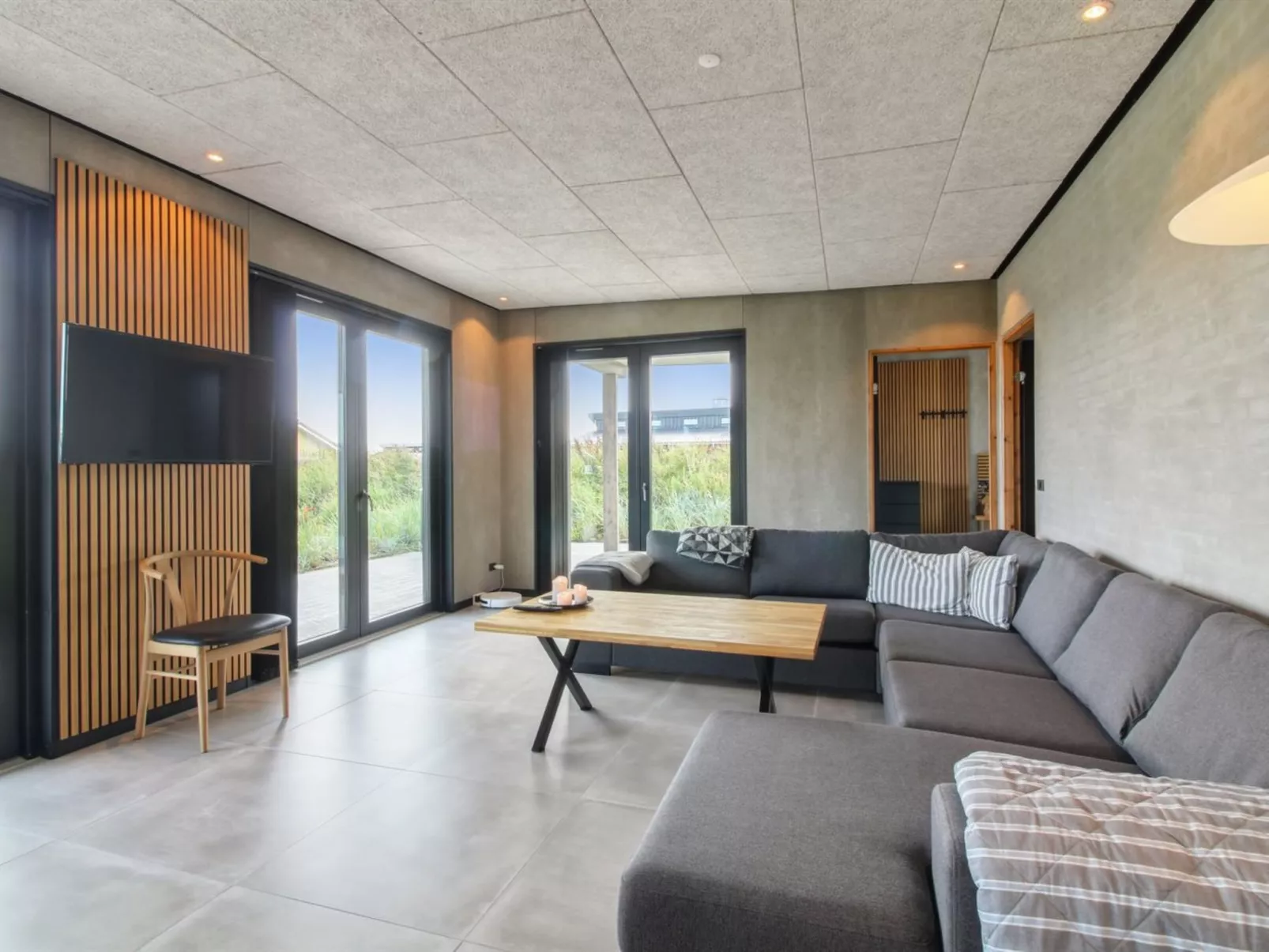 "Lima" - 200m from the sea-Binnen