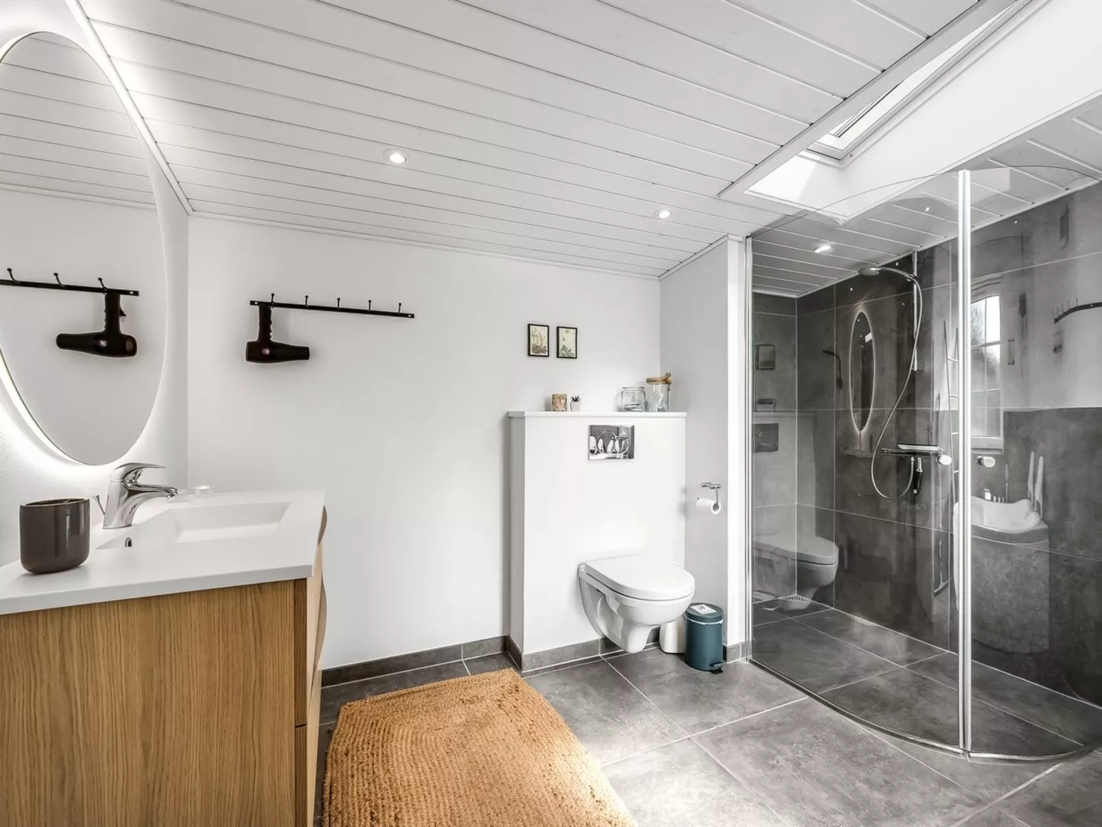 "Ludvika" - 300m to the fjord-Binnen