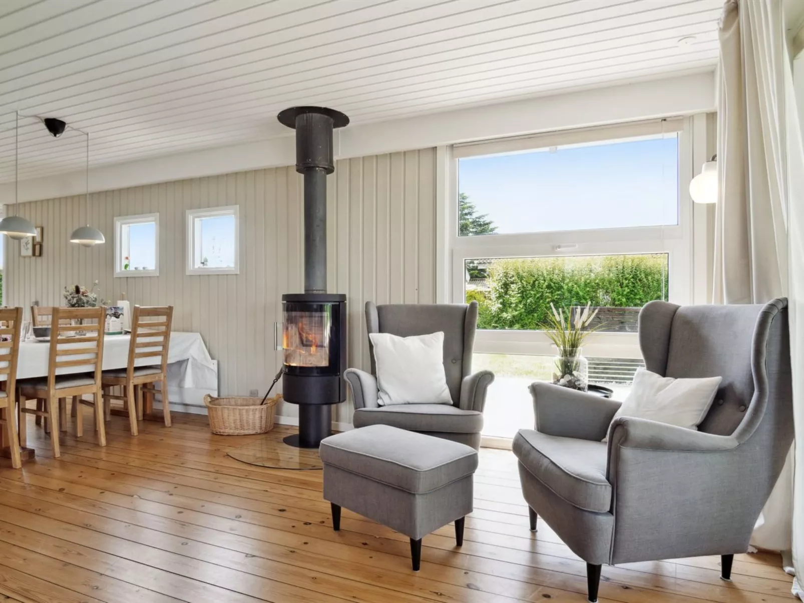 "Volmer" - 700m from the sea-Binnen