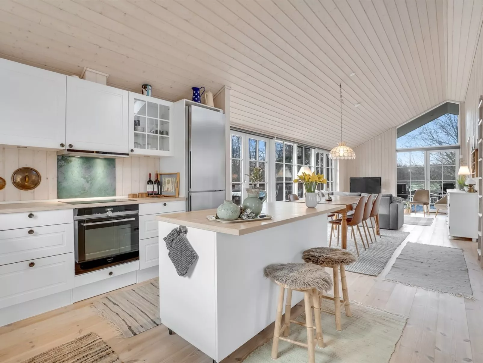 "Preben" - 50m from the sea-Binnen