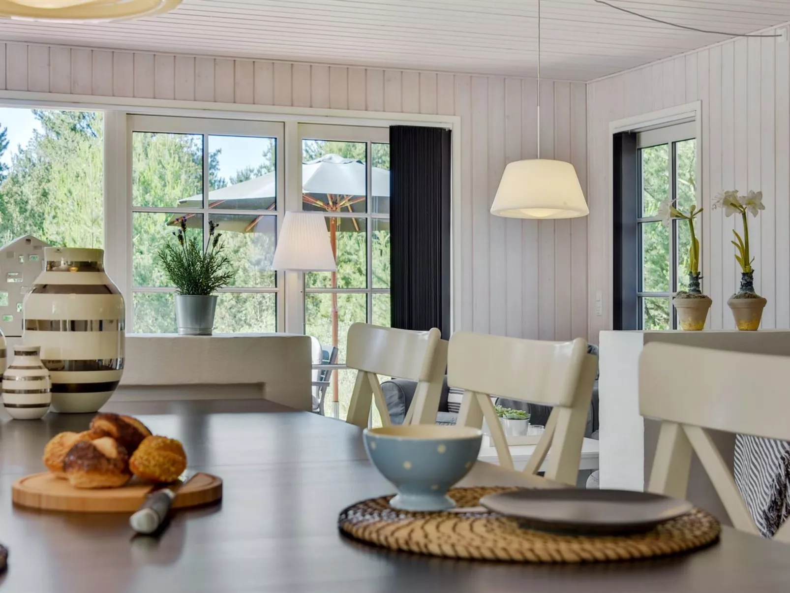 "Raili" - 1.5km from the sea-Binnen