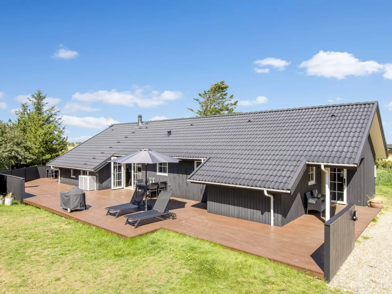 "Joseline" - 1.8km from the sea-Buiten