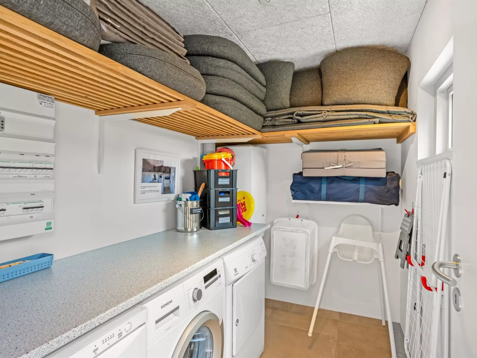 "Antonette" - 1.8km from the sea-Binnen