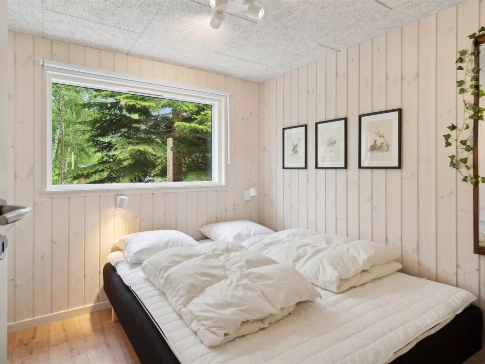 "Laina" - 250m from the sea-Binnen