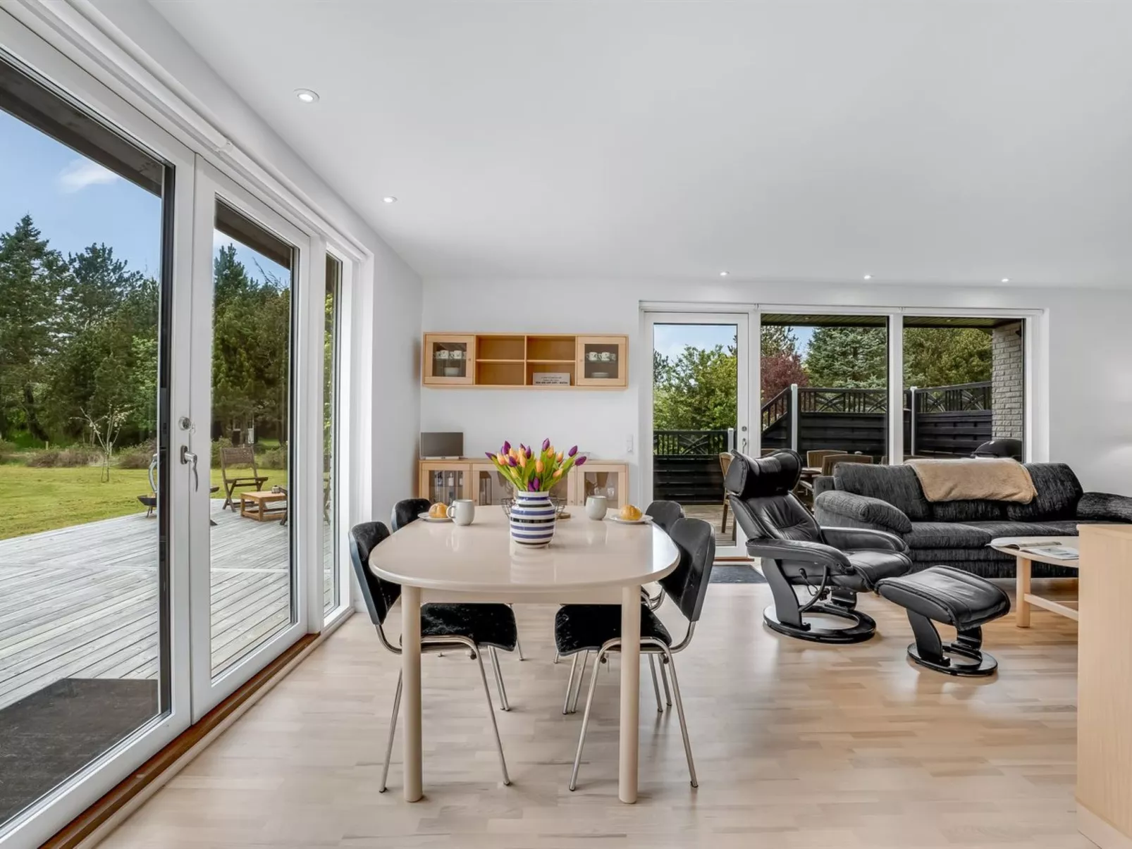 "Ginie" - 600m from the sea-Binnen