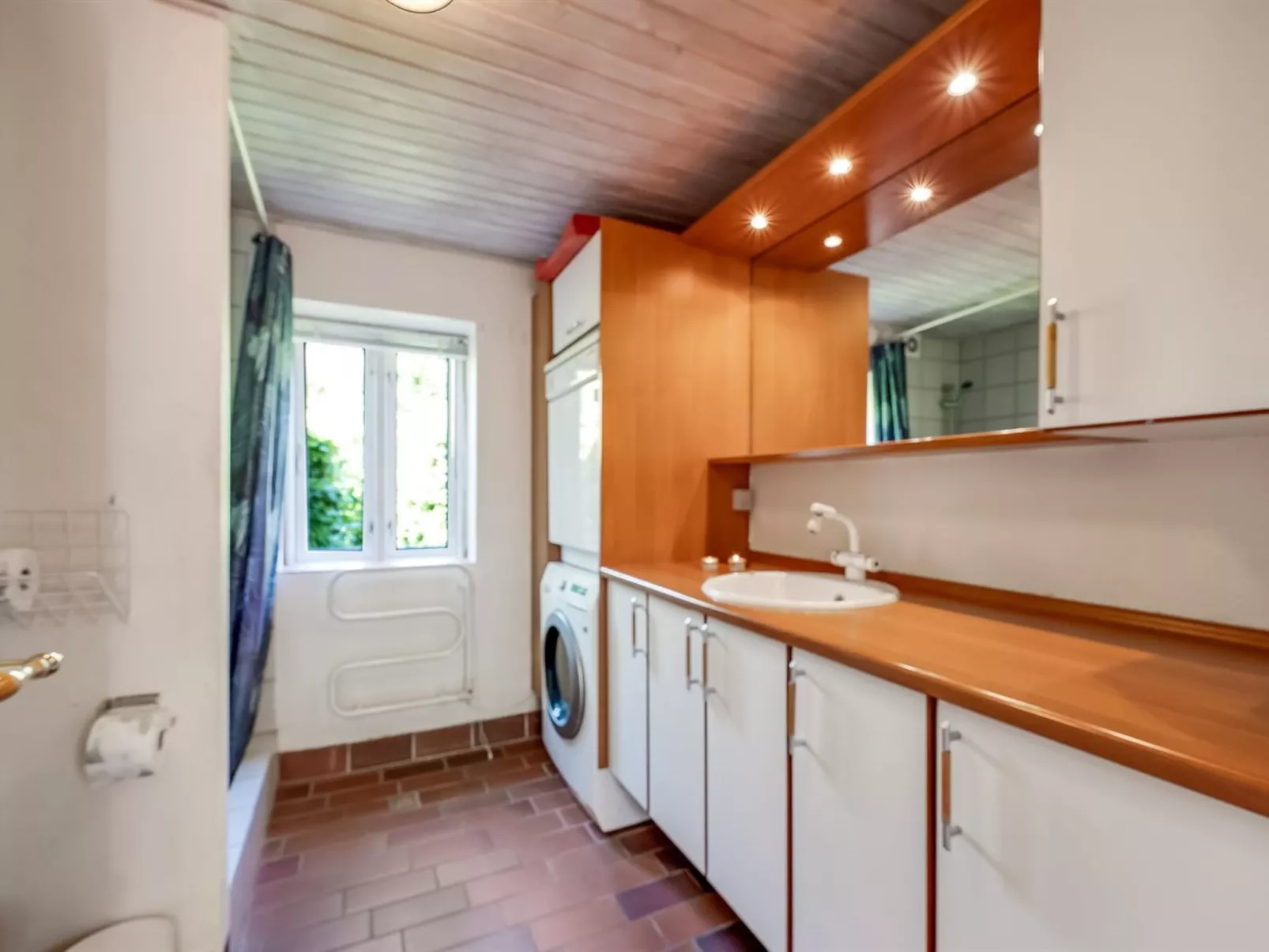 "Kajsa" - 6km from the sea-Binnen