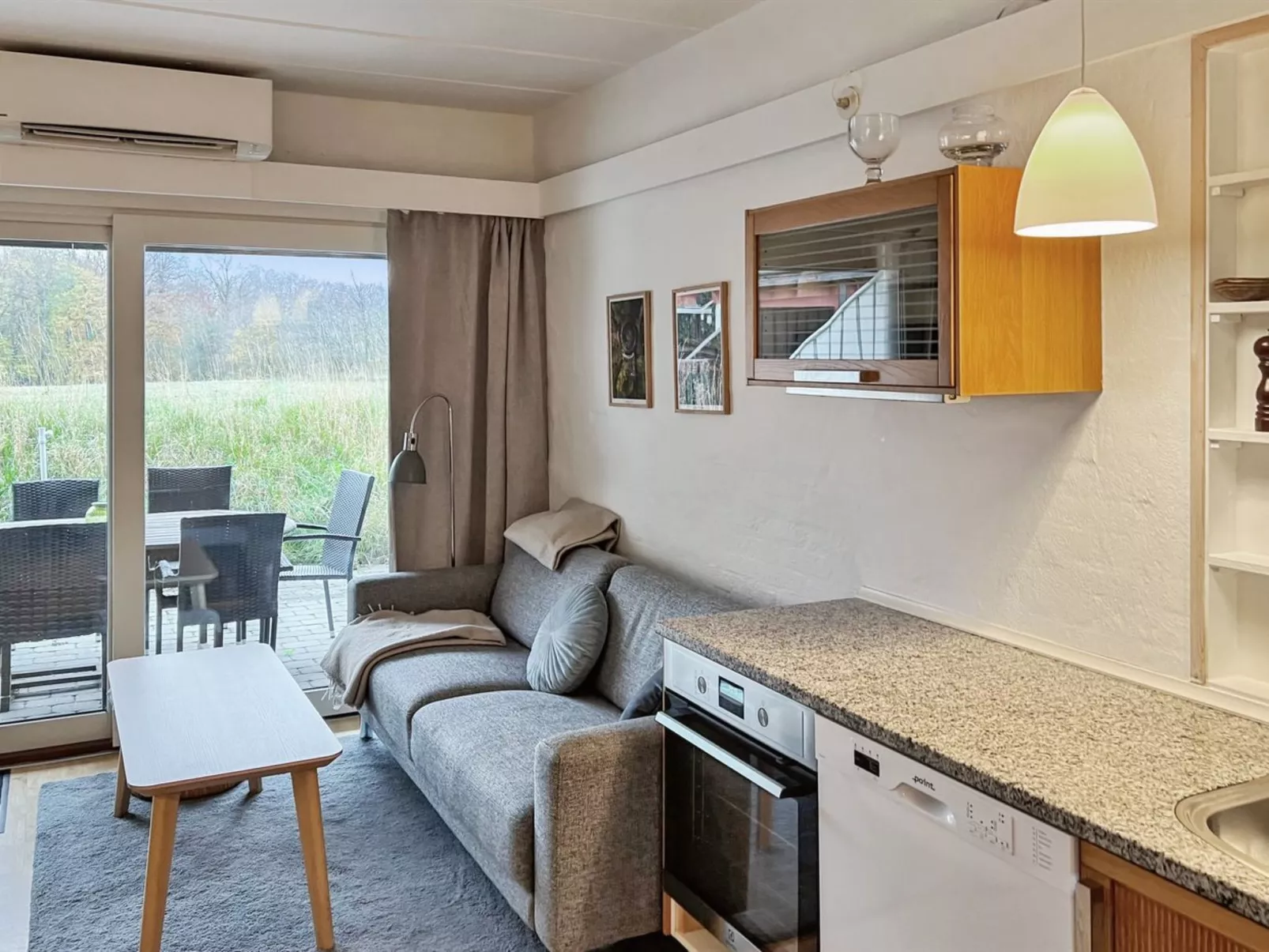 "Niyazi" - 6km from the sea-Binnen