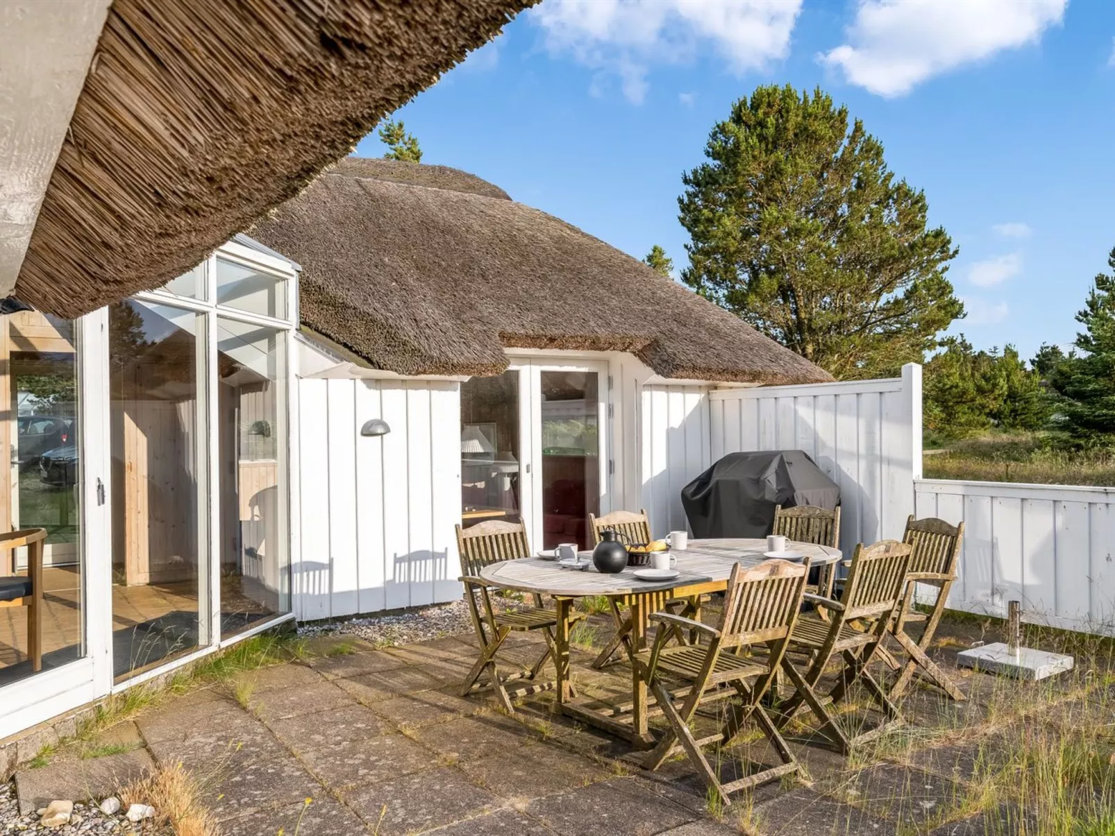 "Elenor" - 1.1km from the sea-Buiten