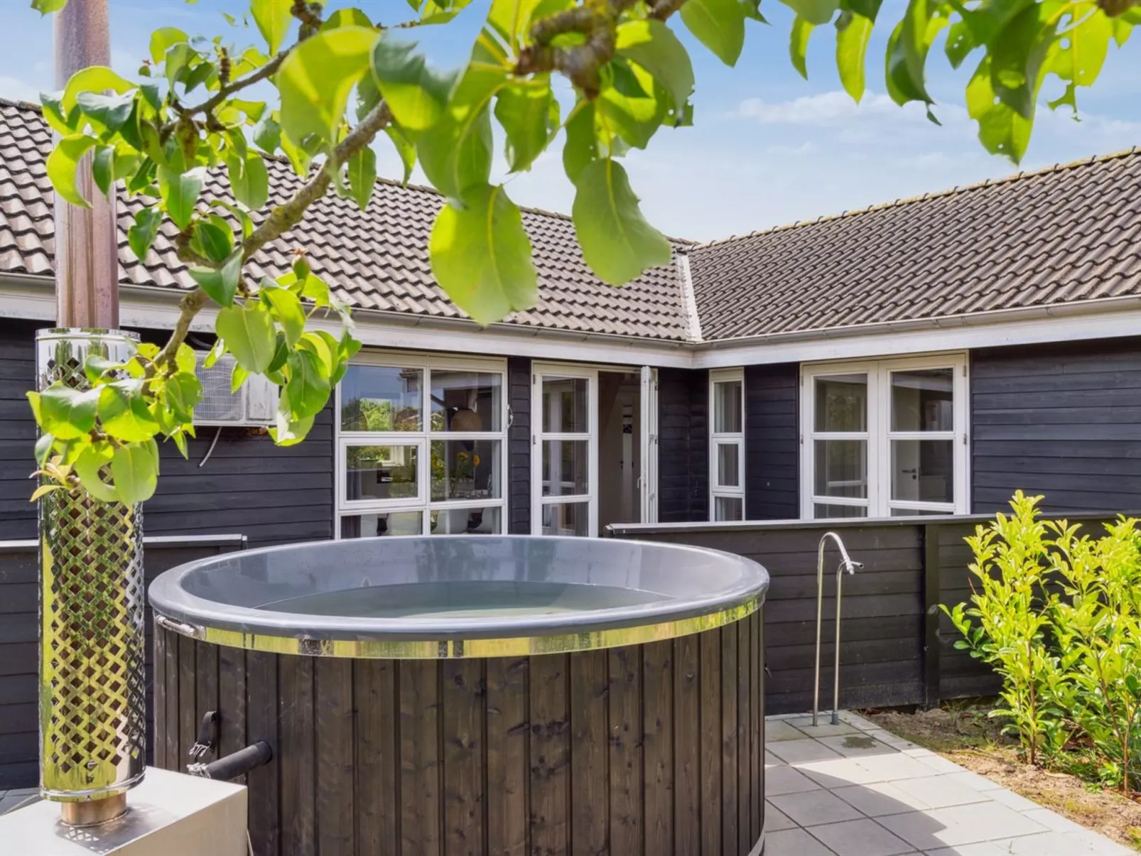 "Hakan" - 900m from the sea-Buiten