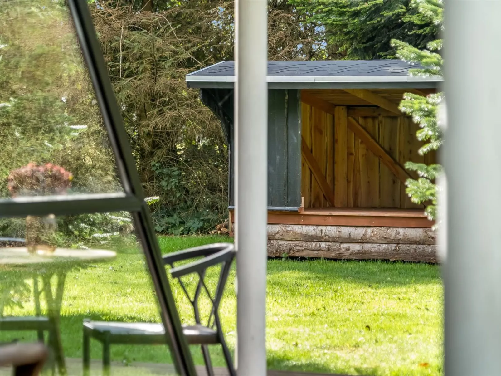 "Neli" - 850m to the fjord-Buiten