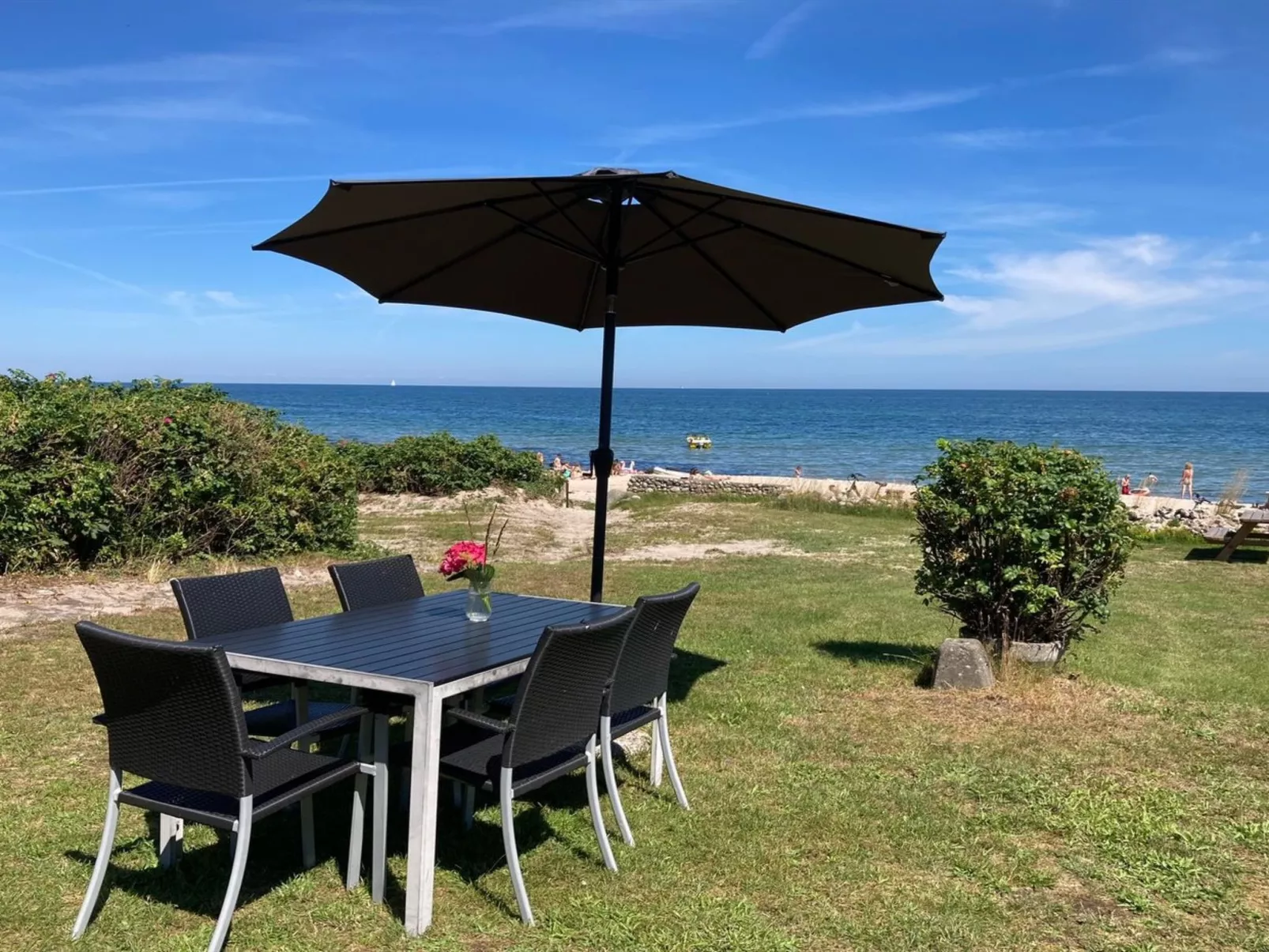 "Silke" - 10m from the sea-Buiten