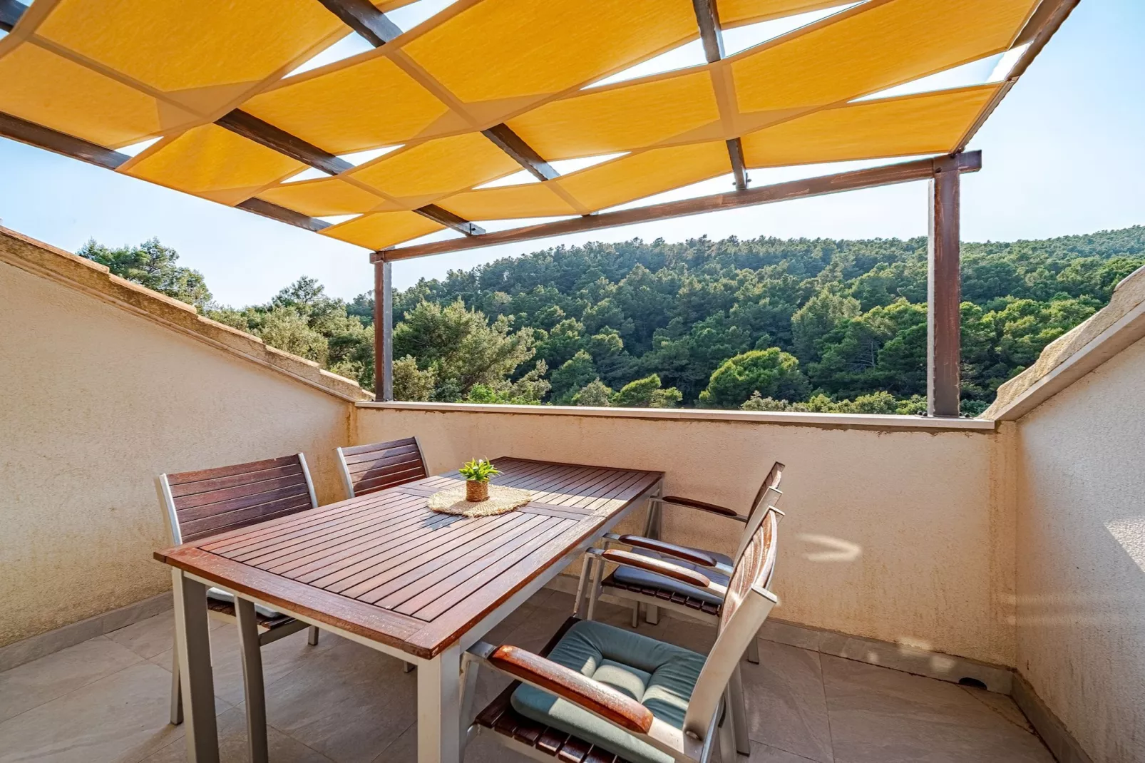 Holiday Home Island Gem - Five  Bedroom Apartment-Eetkamer