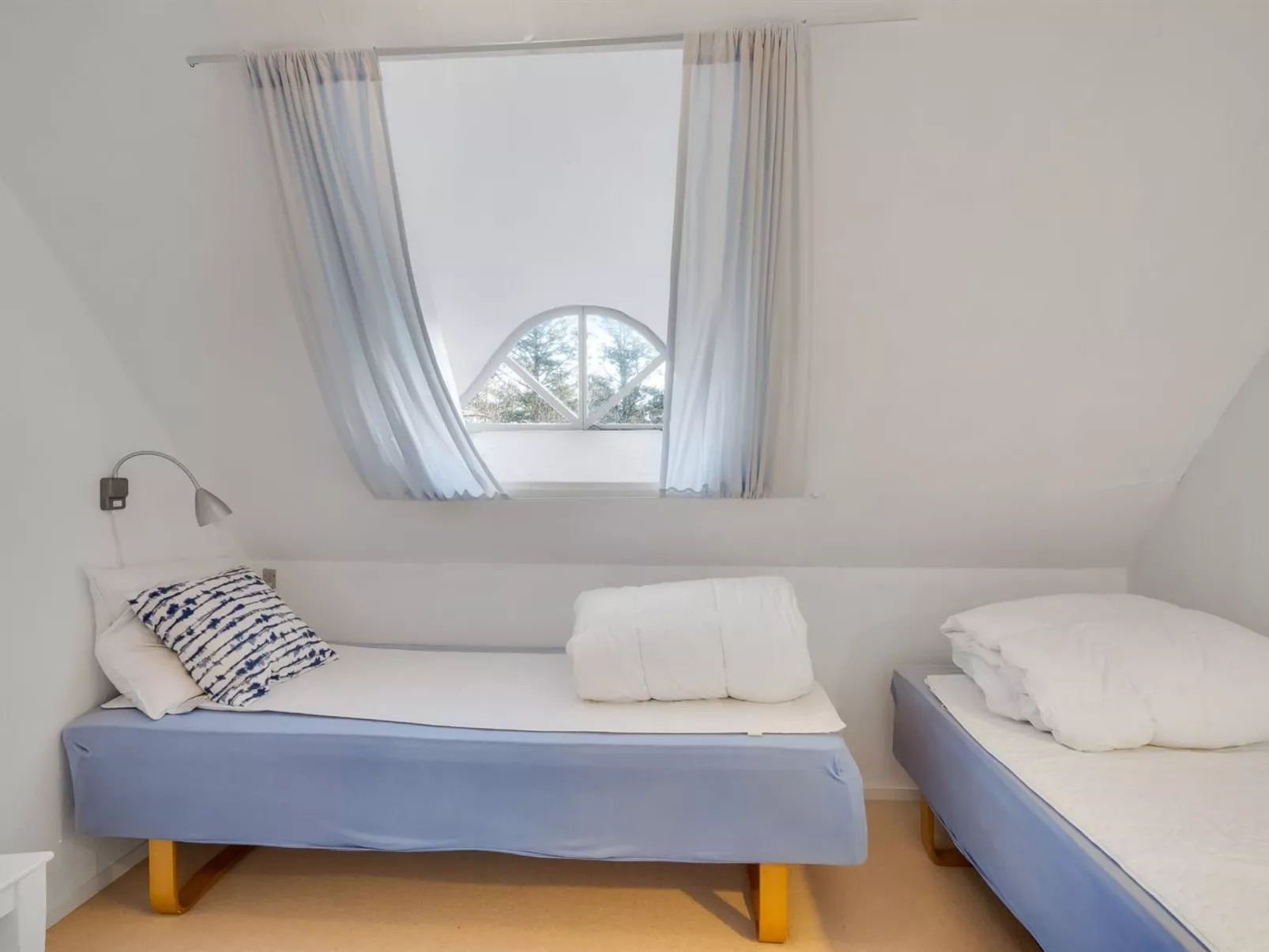 "Loic" - 400m to the fjord-Binnen