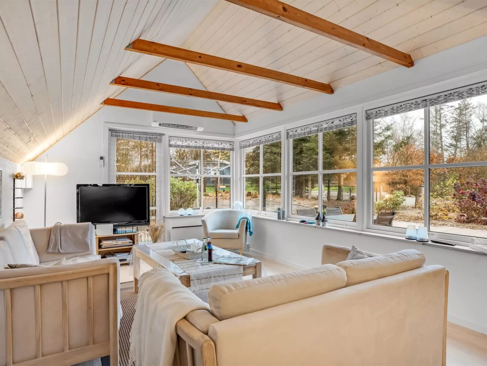 "Adisl" - 600m to the fjord-Binnen