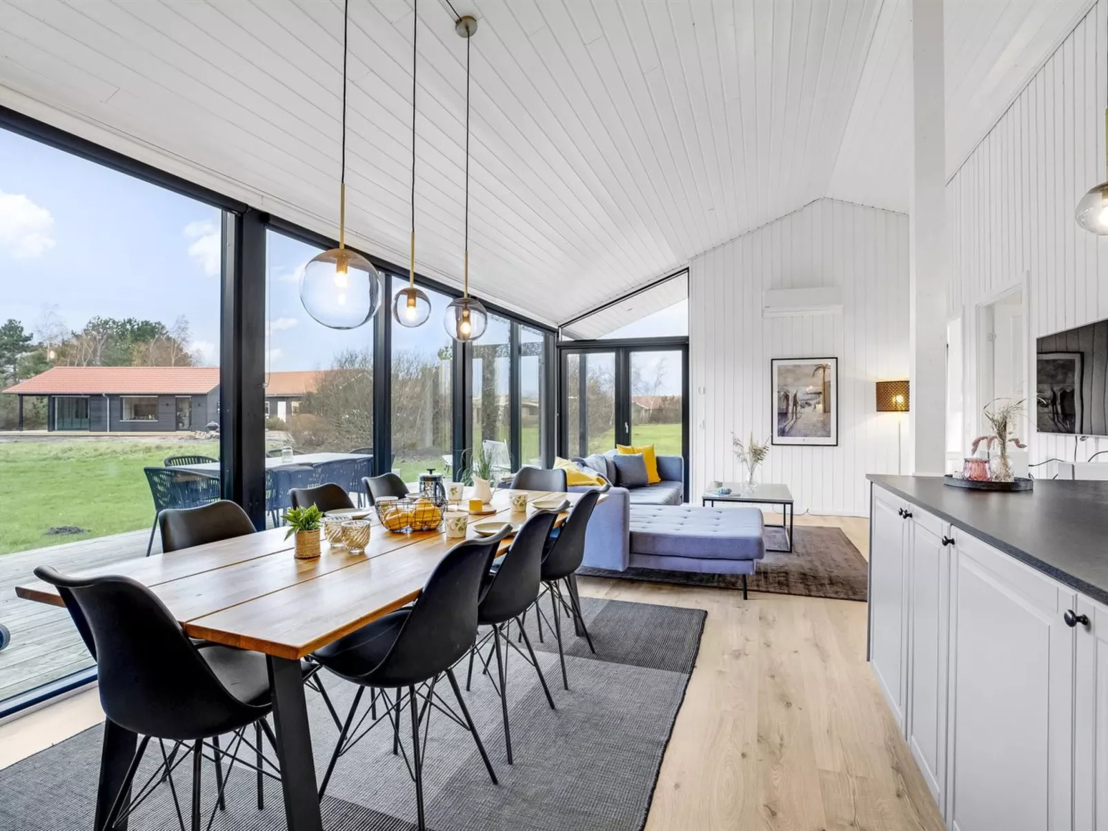 "Dyke" - 1.5km from the sea-Binnen