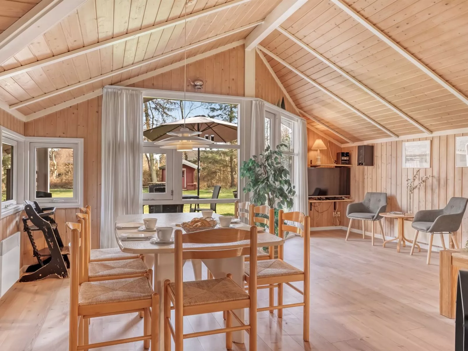 "Emili" - 300m from the sea-Binnen