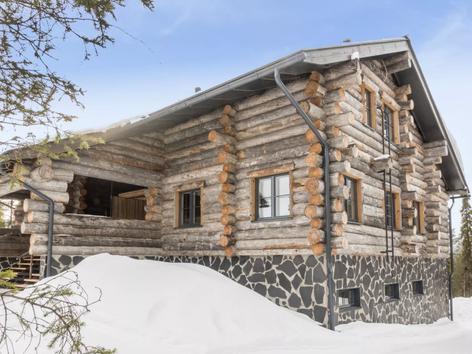 Villa toprakka b-Binnen