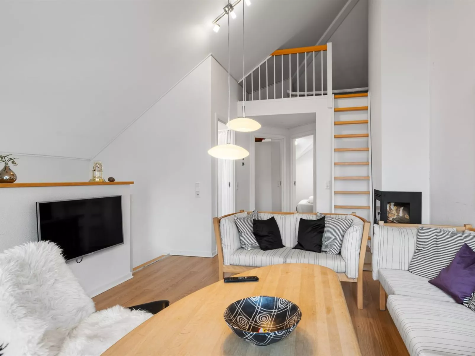 "Ismo" - 350m from the sea-Binnen