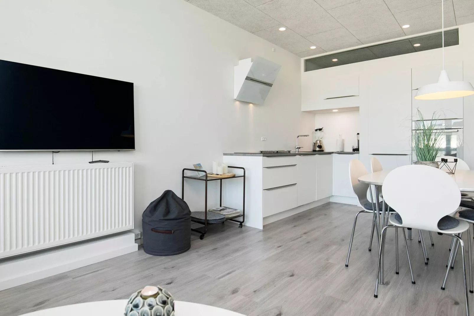 2 room,renovated-Binnen