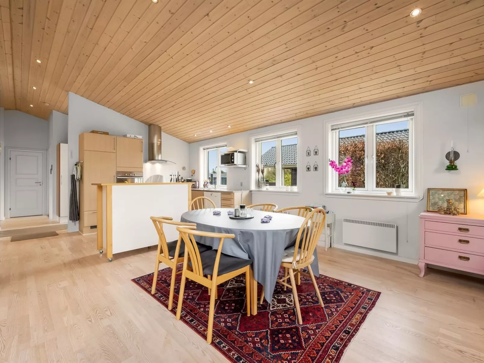 "Gertrud" - 950m to the fjord-Binnen