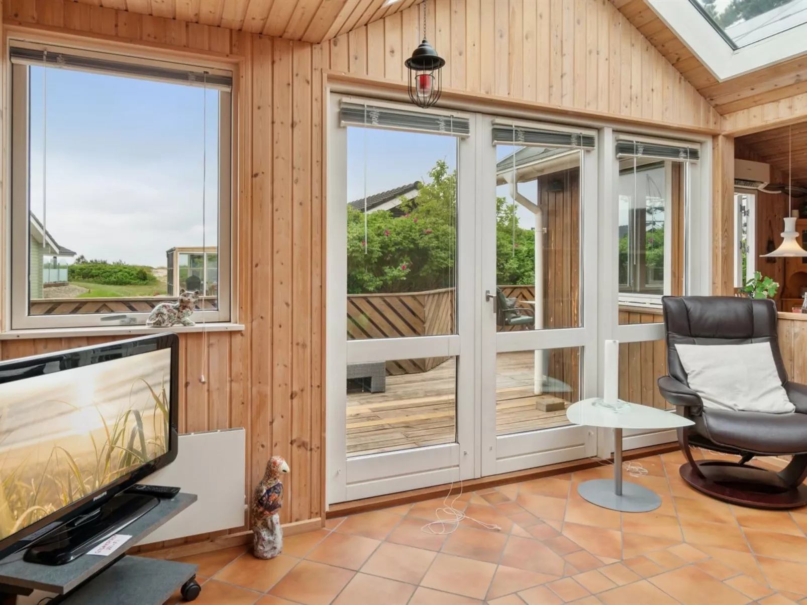 "Saija" - 100m from the sea-Binnen