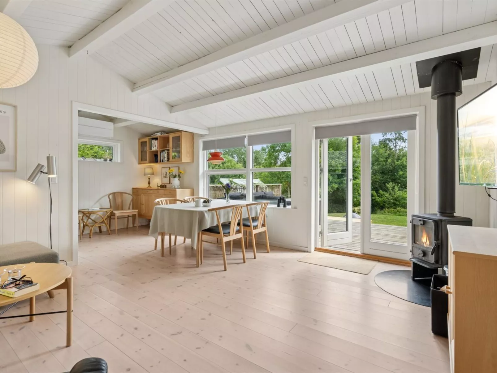 "Esme" - 225m to the fjord-Binnen