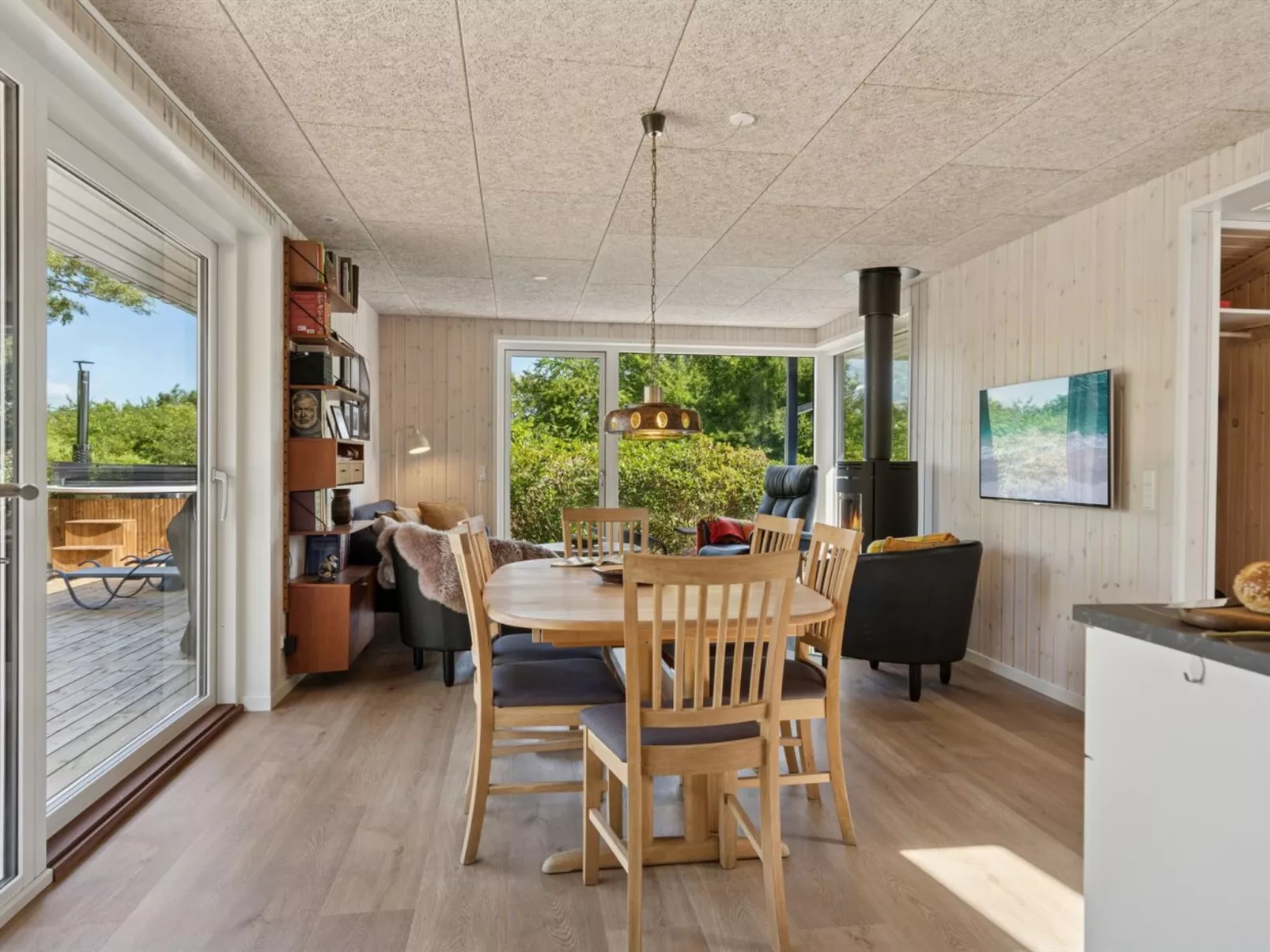 "Enrica" - 250m from the sea-Binnen