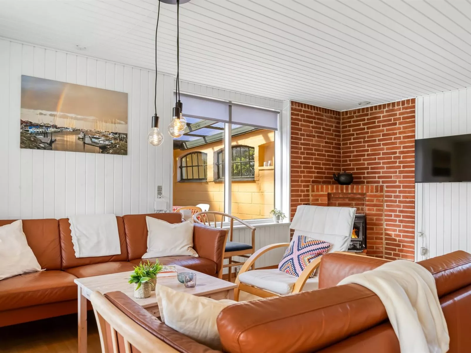 "Lillan" -  from the sea-Binnen