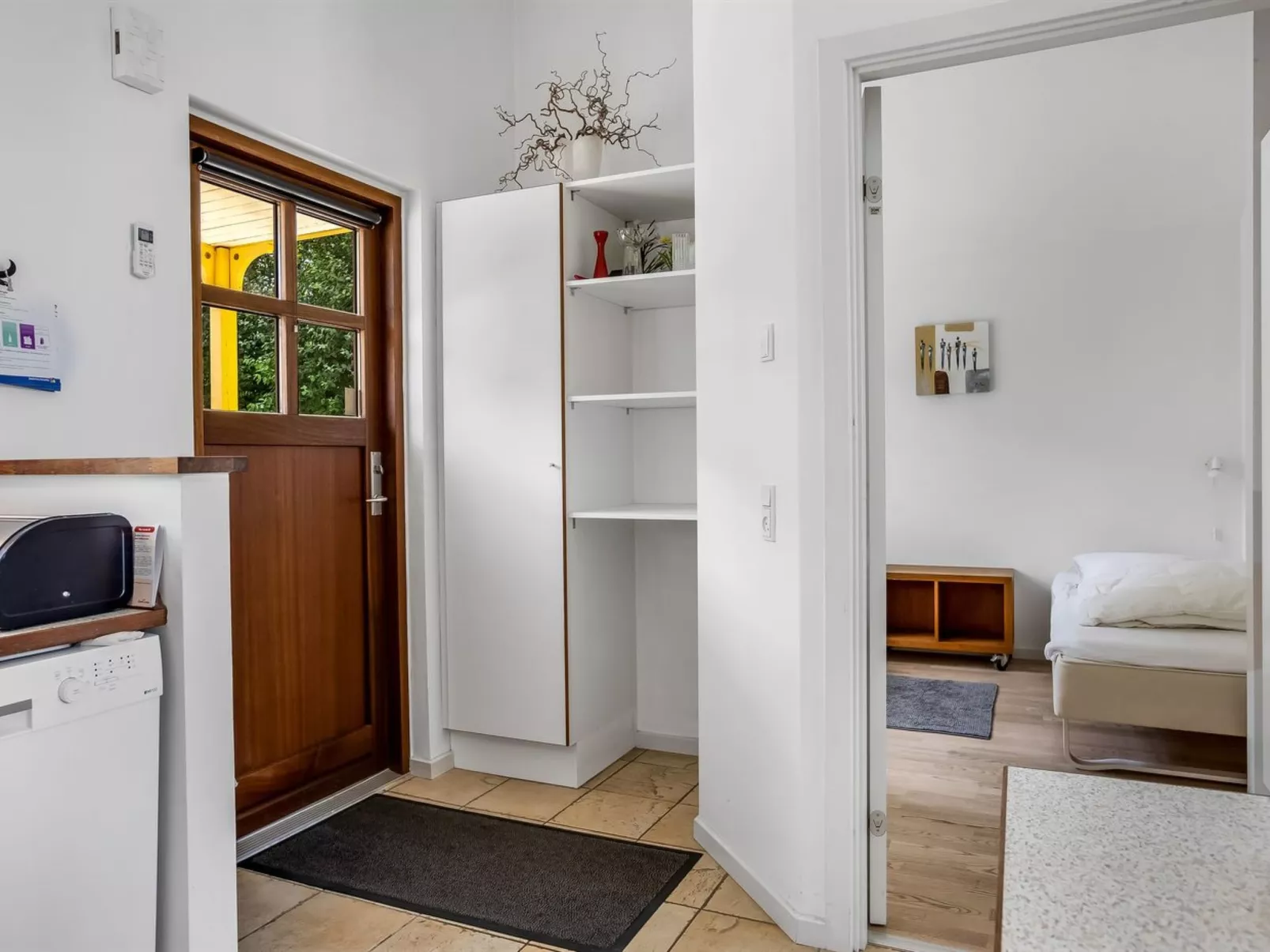 "Rouwen" - 120m from the sea-Binnen