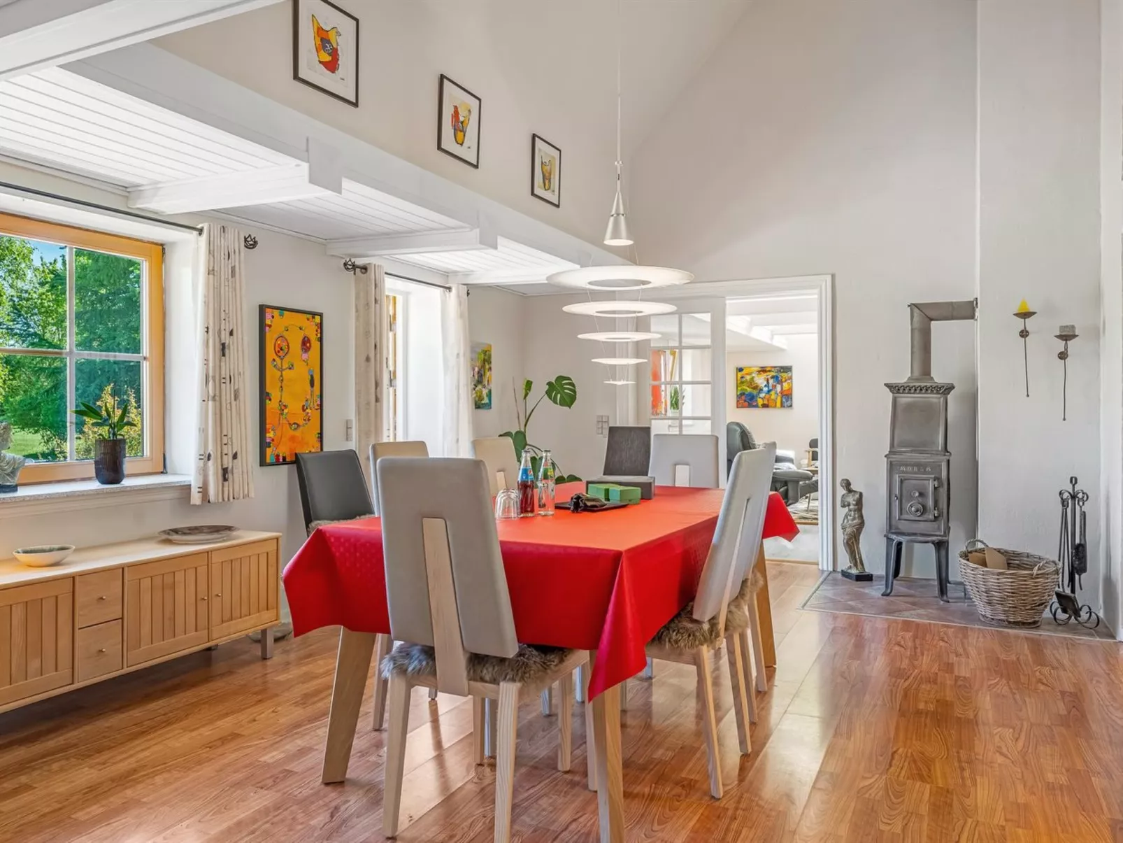 "Elia" - 5km to the fjord-Binnen