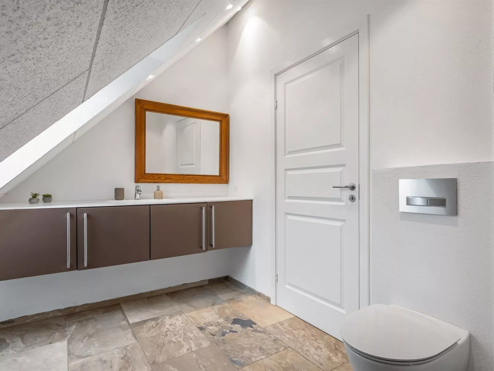 "Gise" - 2km from the sea-Binnen