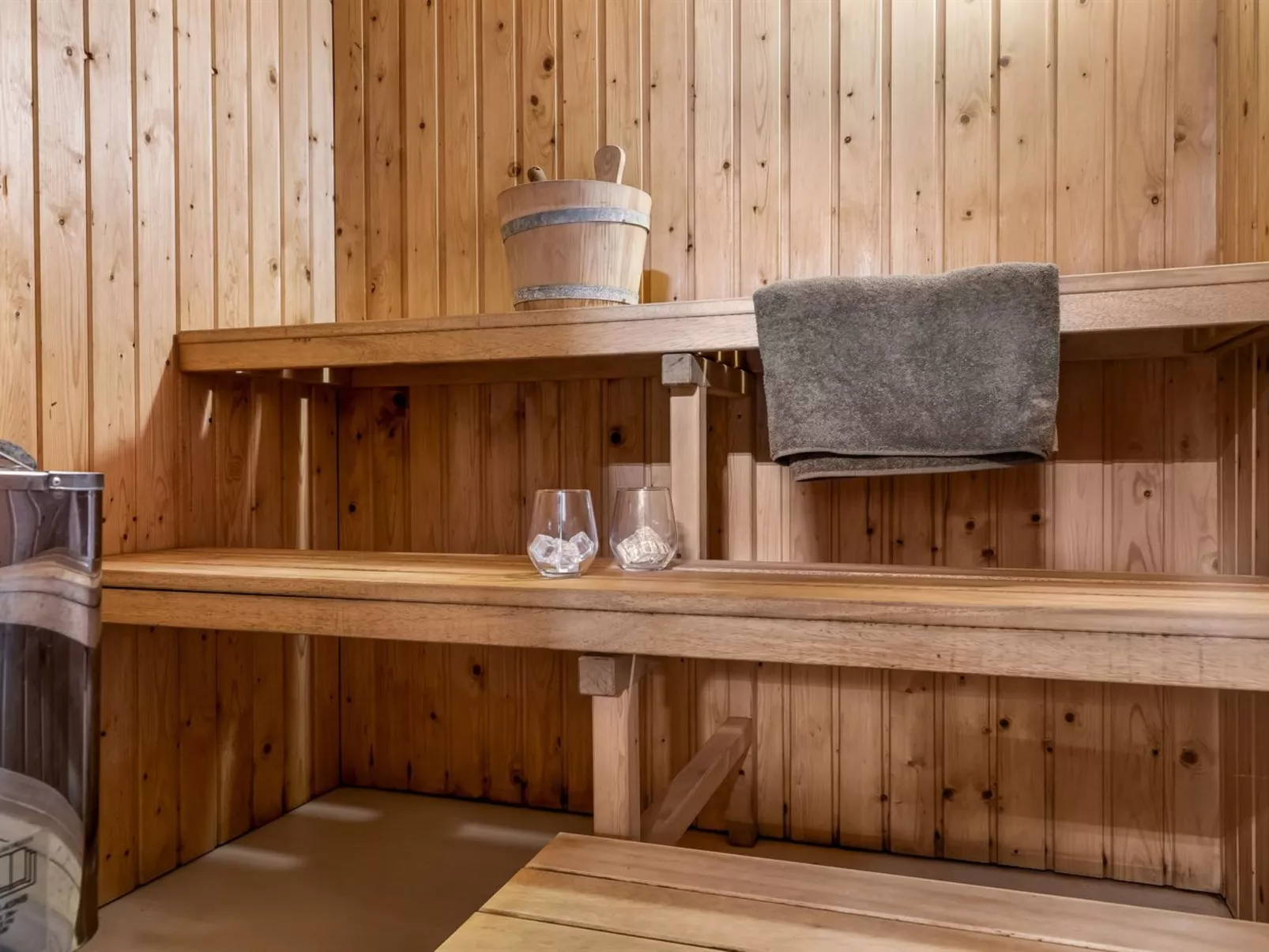 "Melisa" - 3km from the sea-Binnen