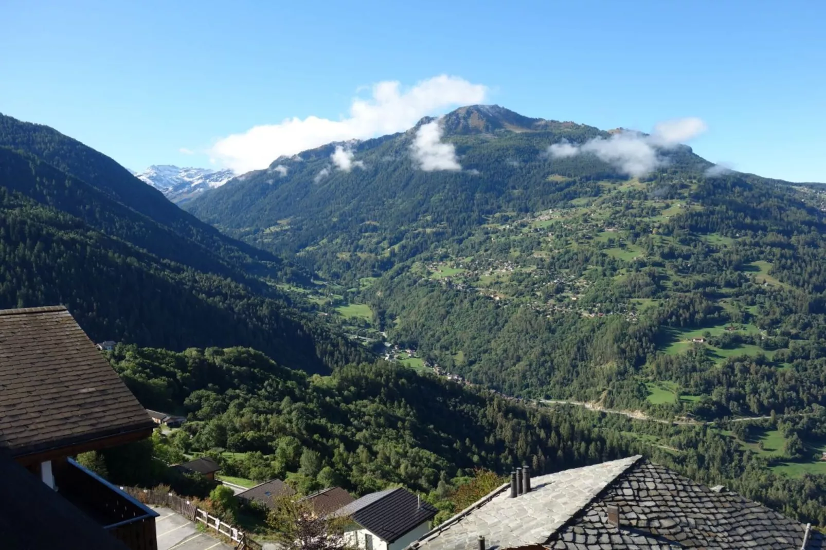 Balcons du Soleil Y2 221 - QUIET apartment 8 pers-Uitzicht zomer