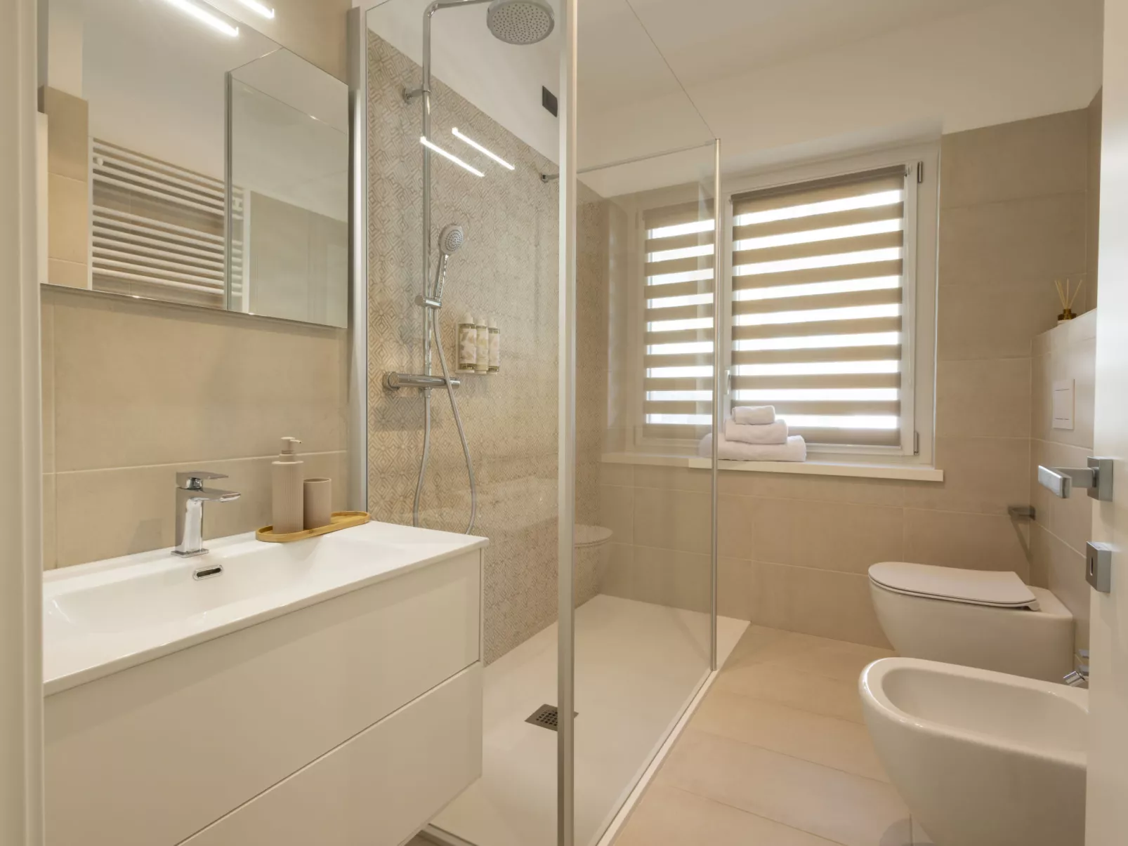 Civico 16 Garden Home-Binnen