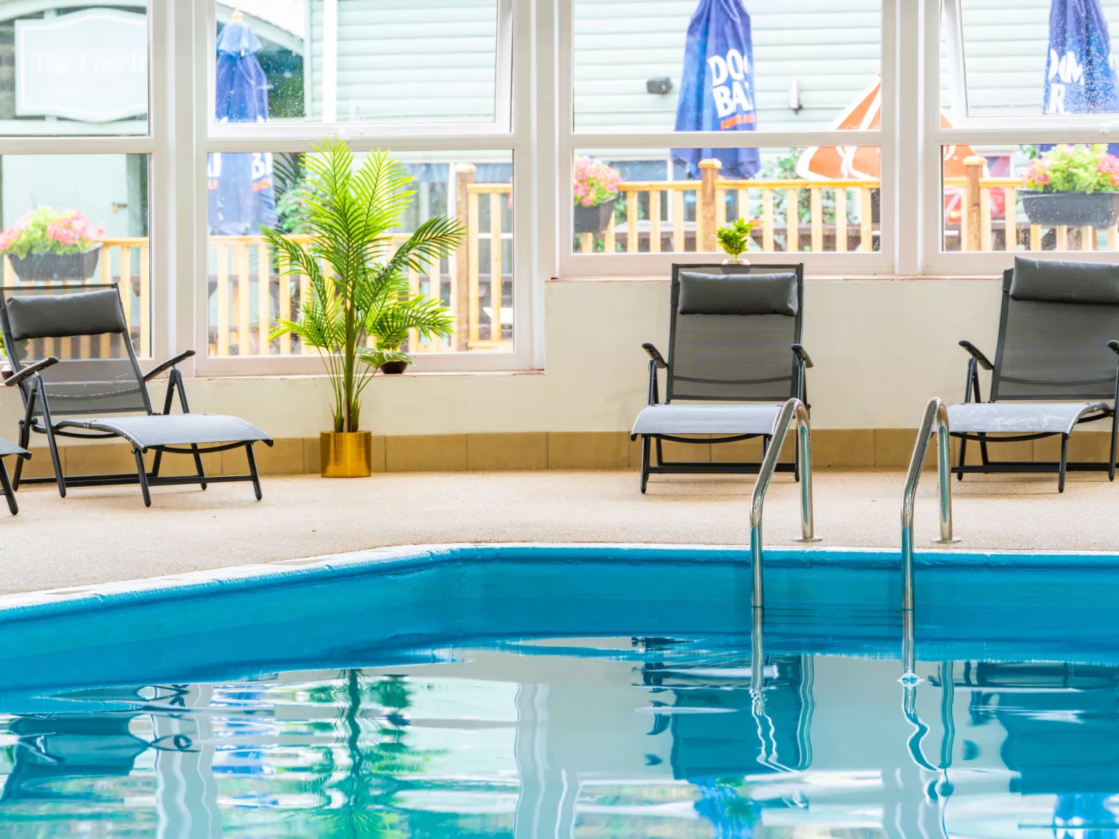 Whitsand Bay Lodge-Binnen