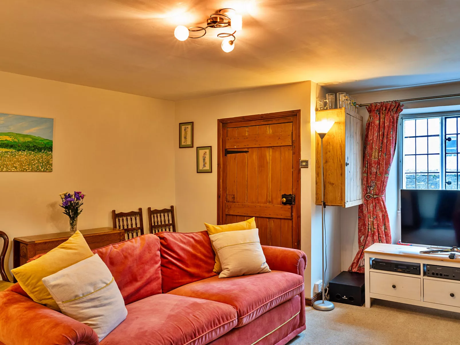 Clematis Cottage-Binnen