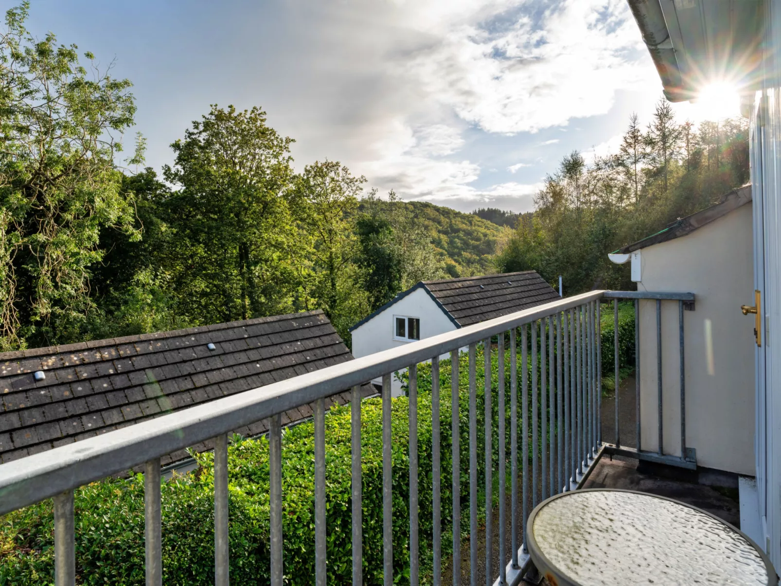 Forest Park Lodge-Buiten