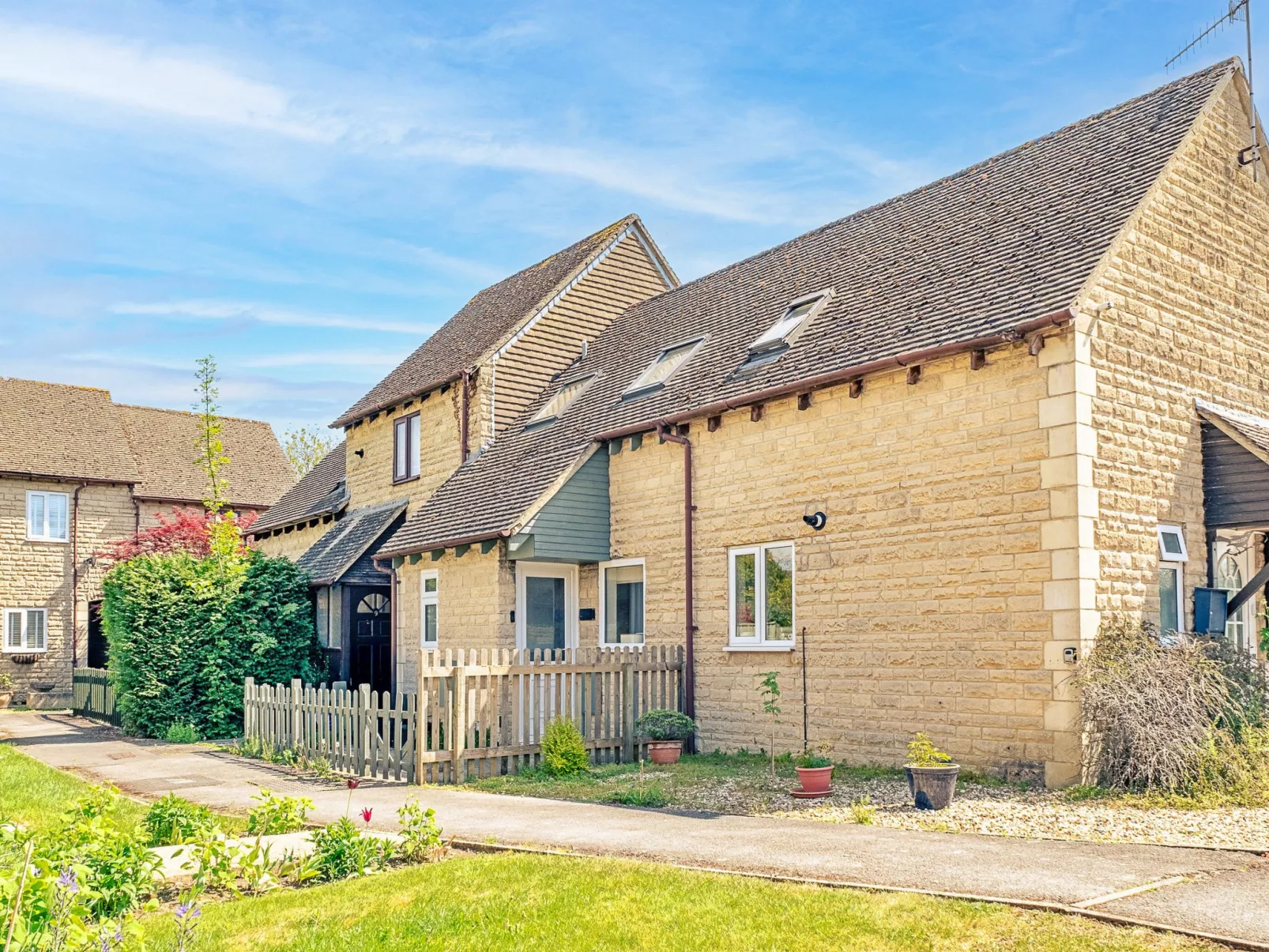 No. 8 Meadow Retreat-Buiten