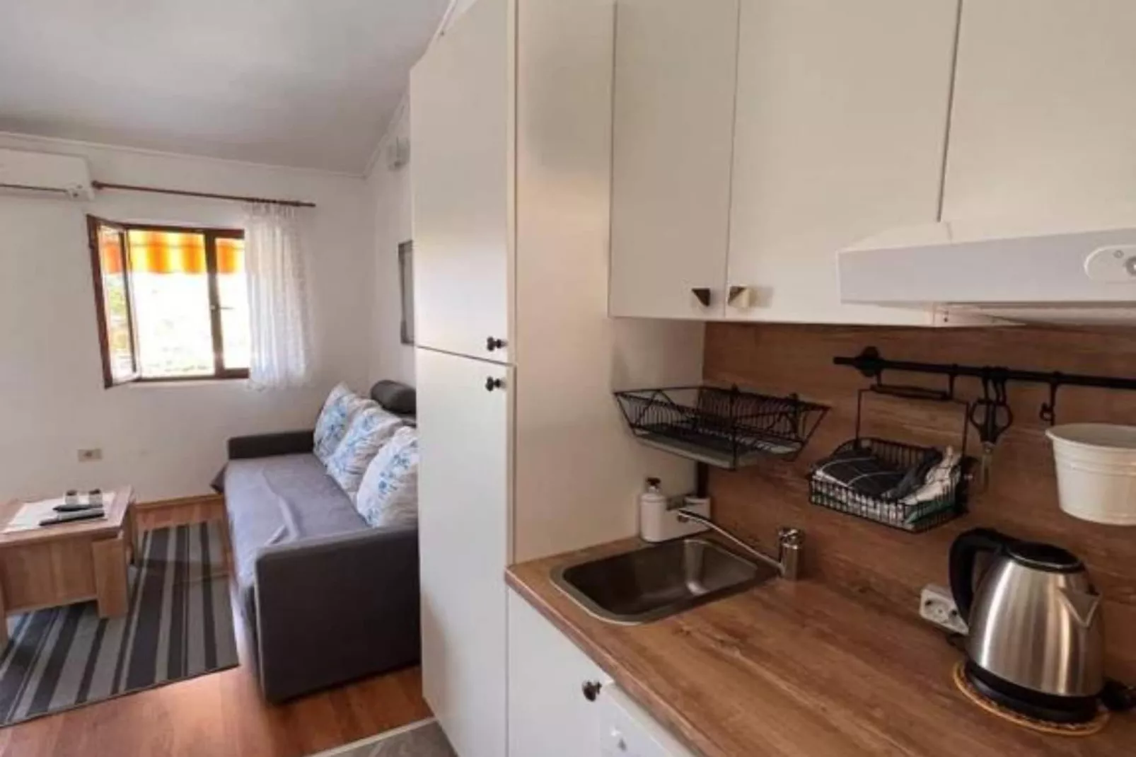 One-Bedroom Apartment With Sea View (A)-Buitenlucht