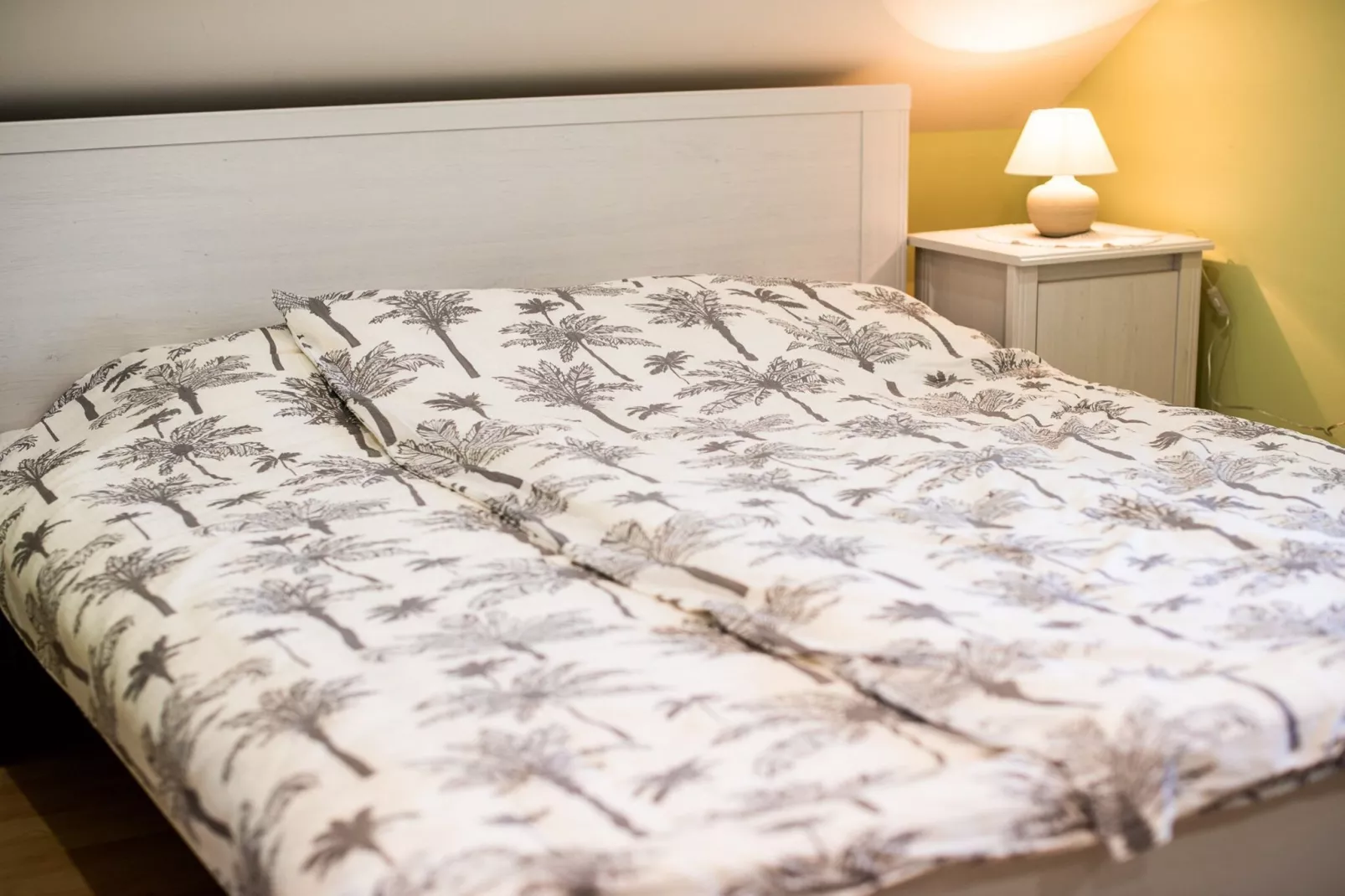 Golden Horizon Holiday Home with Terrace and Garden - One Bedroom Holiday Home with Terrace and Garden-Slaapkamer