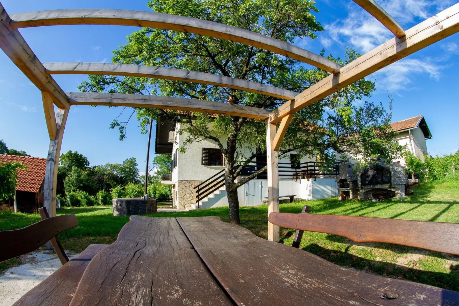 Hillside Haven Holiday Home with Sauna and Hot-Tub - One Bedroom Holiday Home with Sauna and Hot-Tub-Buitenlucht