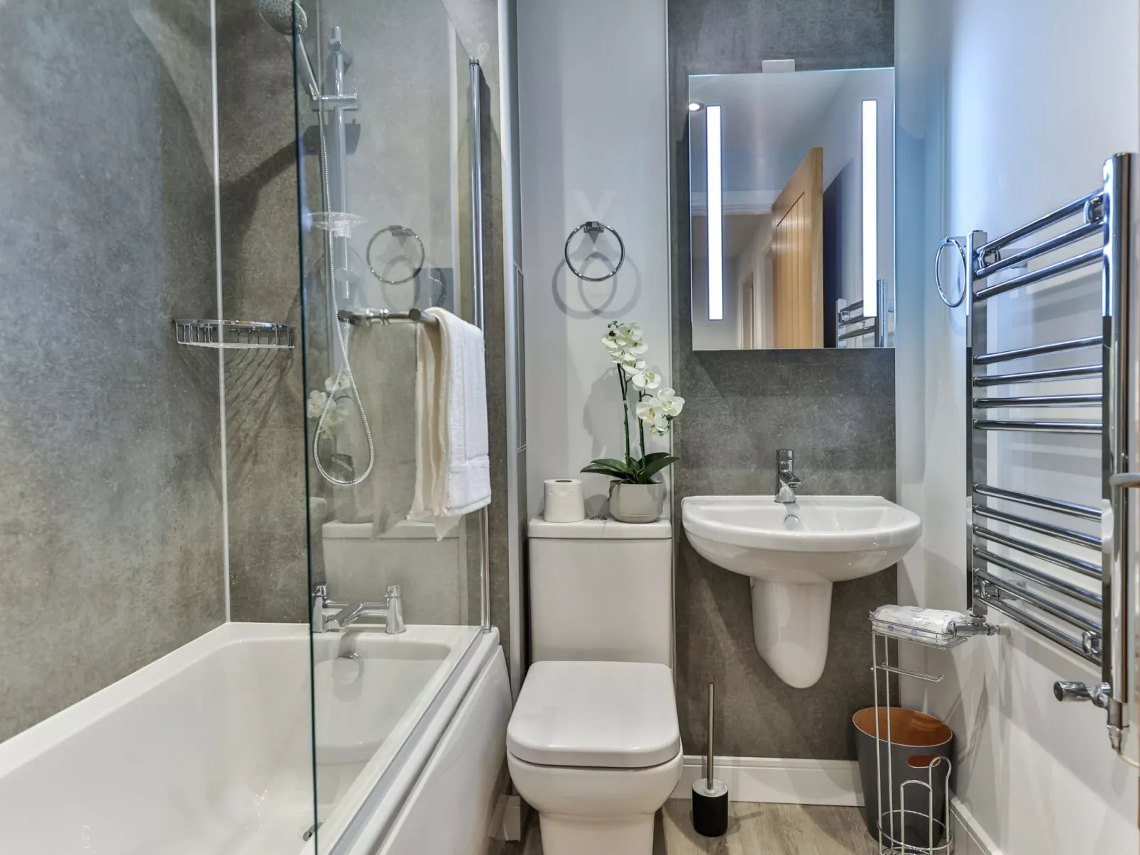 Belle House, Apt 2-Binnen