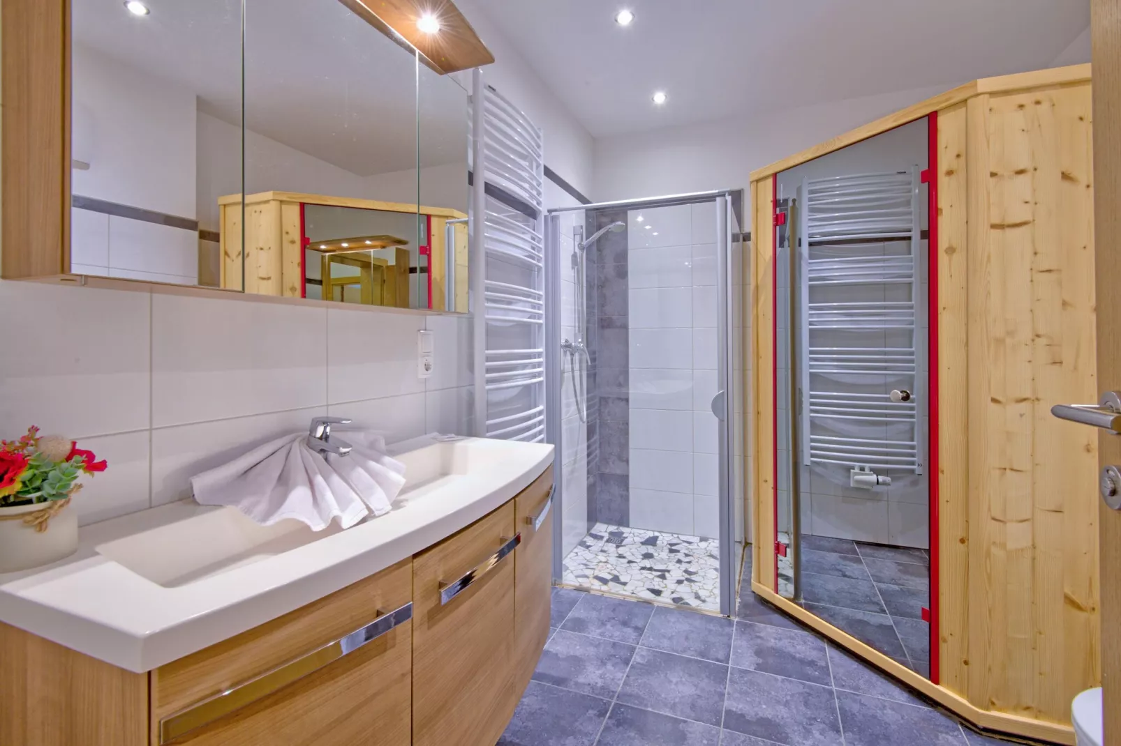 Vicky Apartment Top 5-Badkamer