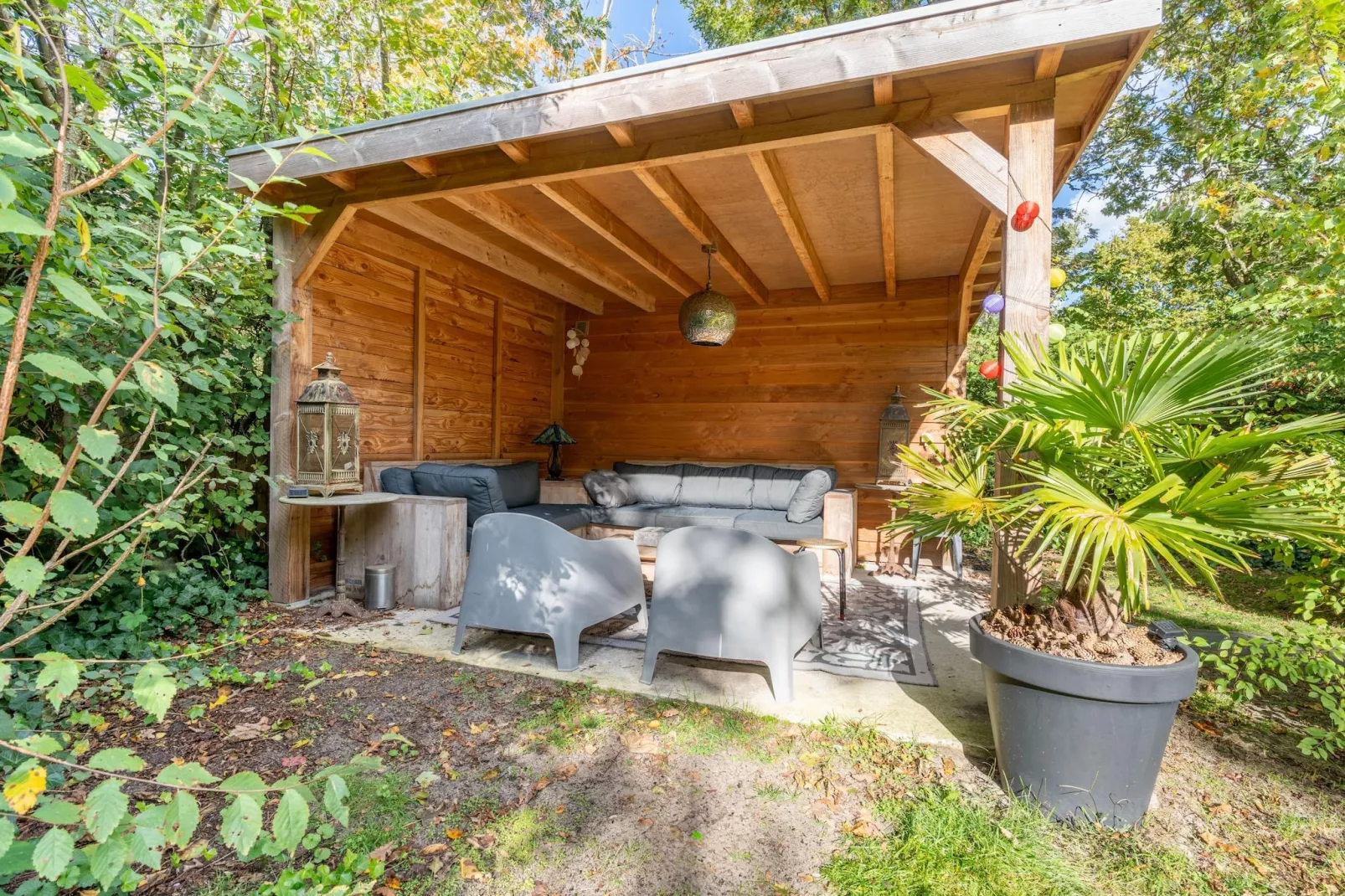 Pelikaanweg 21-Tuinen zomer