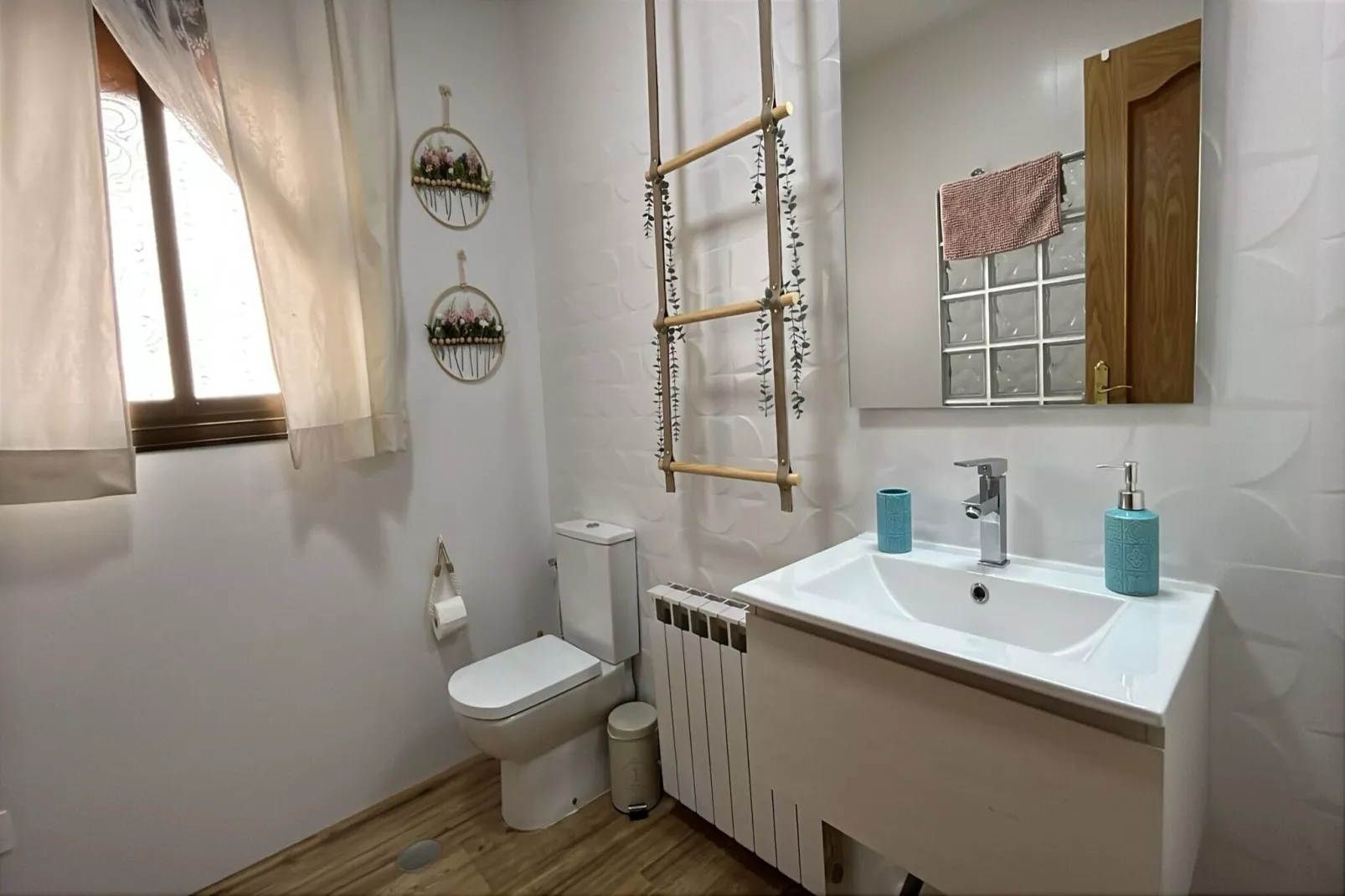 Casa Rural la chicuela-Badkamer